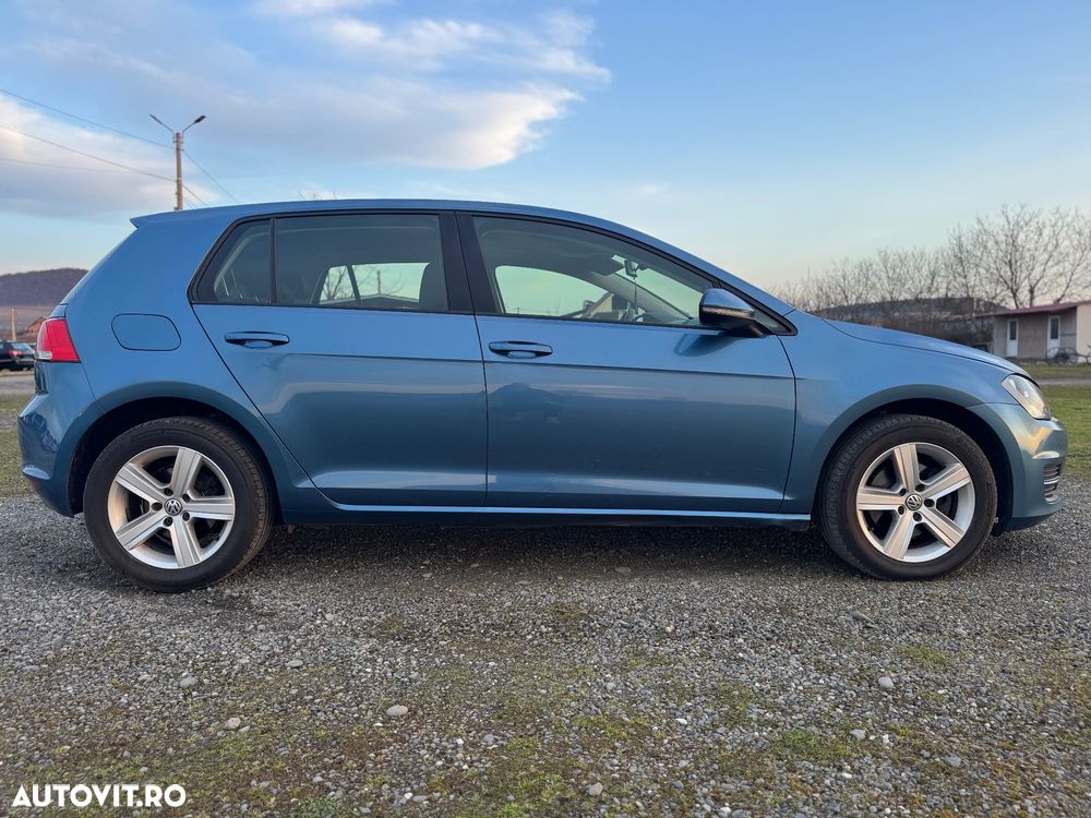 Volkswagen Golf 1.6 TDI BlueMotion Technology Comfortline - 8