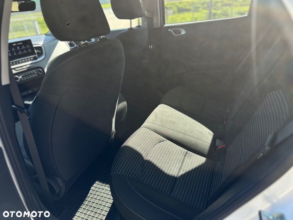 Kia XCeed 1.5 T-GDI M - 17