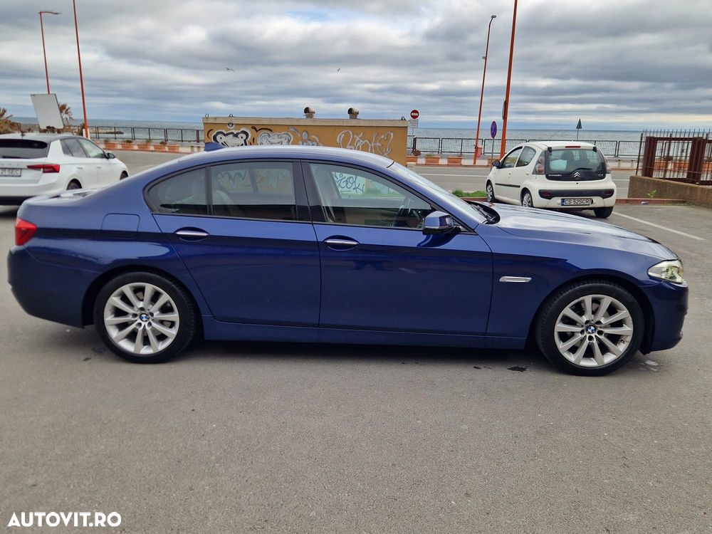 BMW Seria 5 520d xDrive AT - 2