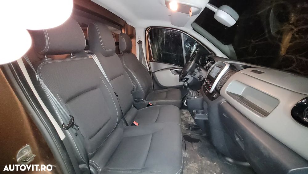 Renault Trafic ENERGY Start & Stop Combi L1H1 Expression - 6