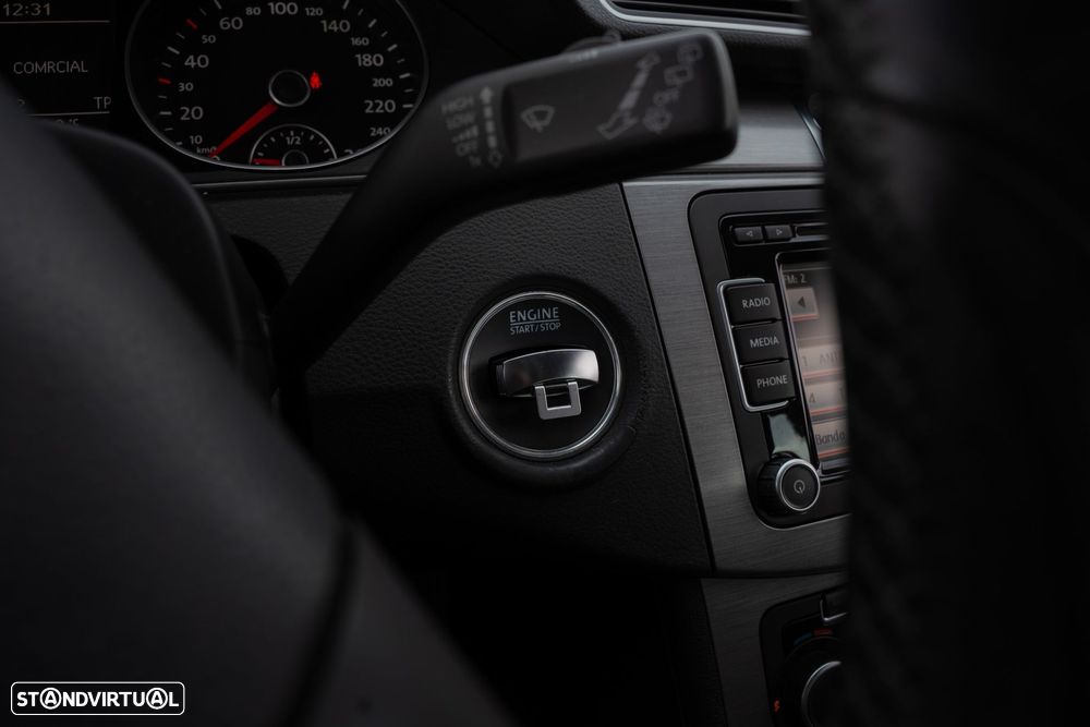 VW Passat 1.6 TDI Confortline BM - 39