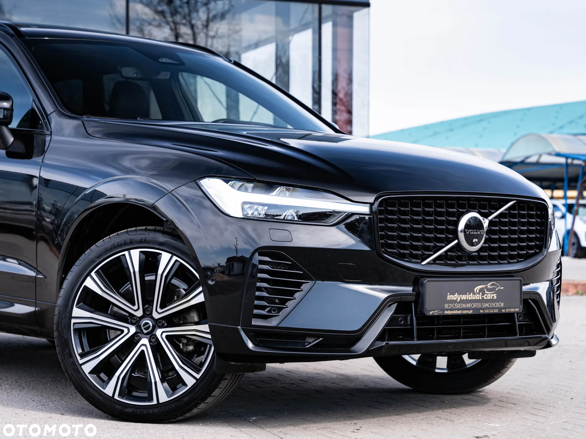 Volvo XC 60 T8 AWD Plug-in Hybrid Ultra Dark - 10