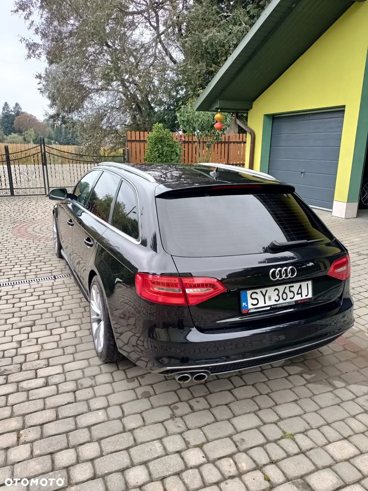 Audi A4 Avant - 9