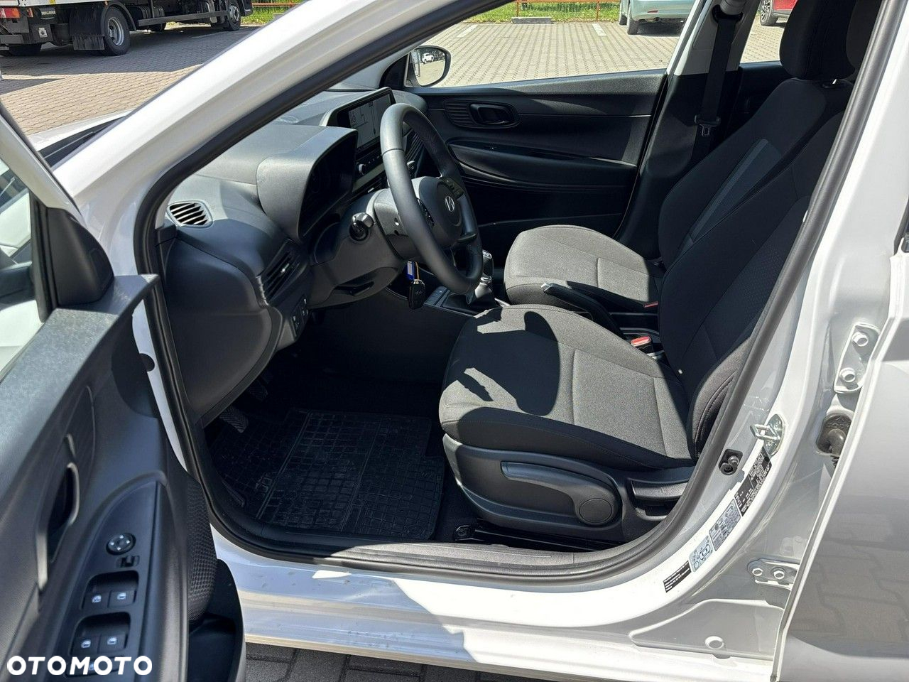Hyundai i20 1.2 Pure - 11