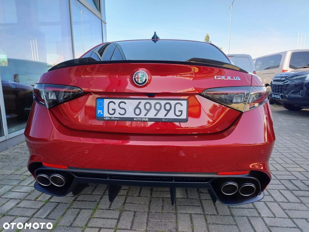 Alfa Romeo Giulia 2.9 Bi Turbo V6 Quadrifoglio - 9