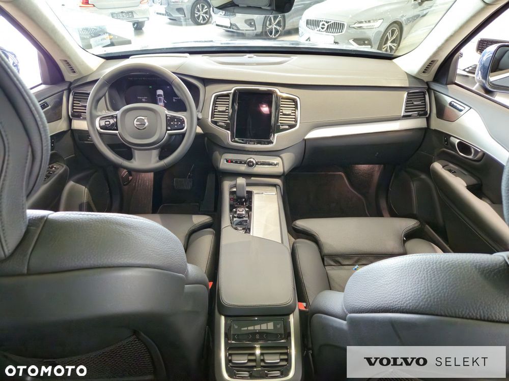 Volvo XC 90 - 25