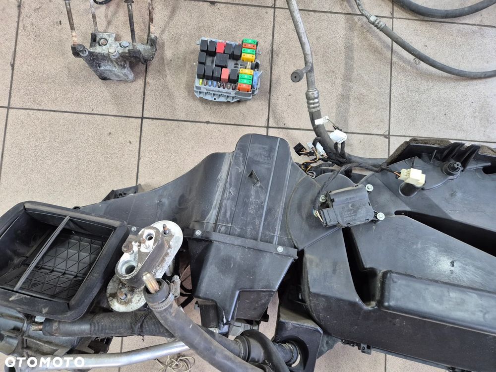 KLIMATYZACJA KOMPLETNA KLIMATRONIC IVECO DAILY IV 3.0  06r.+ EURO 4 - 4