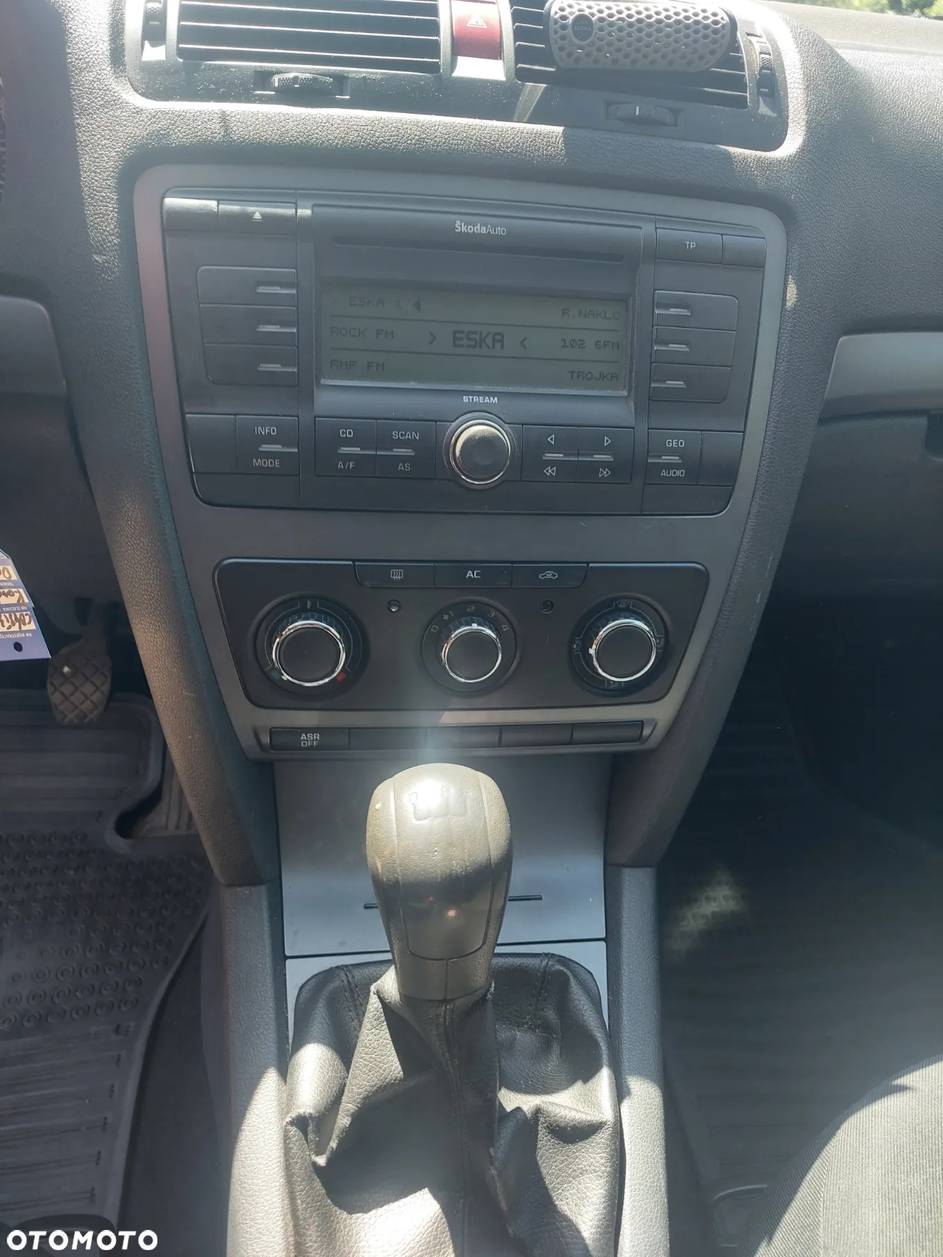 Skoda Octavia 1.4 Ambiente - 16