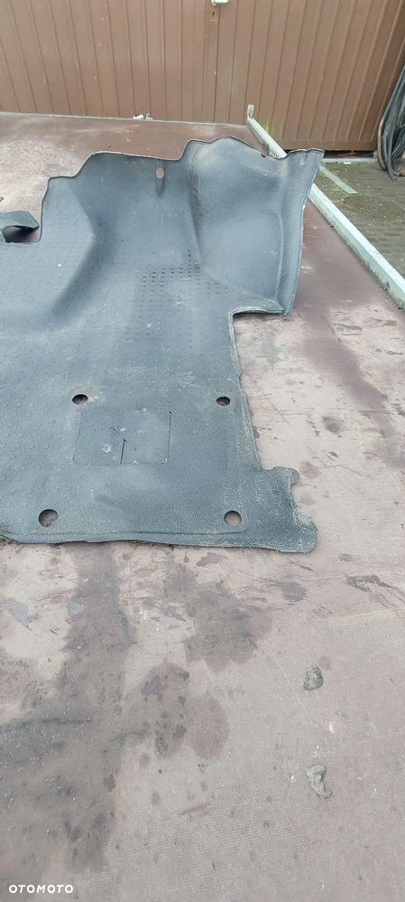 Wykładzina przód vw t5 2005 - 2