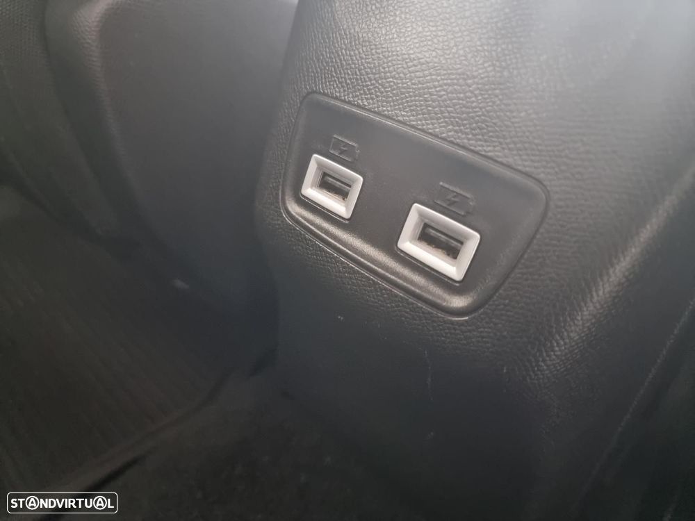 Peugeot 208 1.2 PureTech Allure Pack EAT8 - 48
