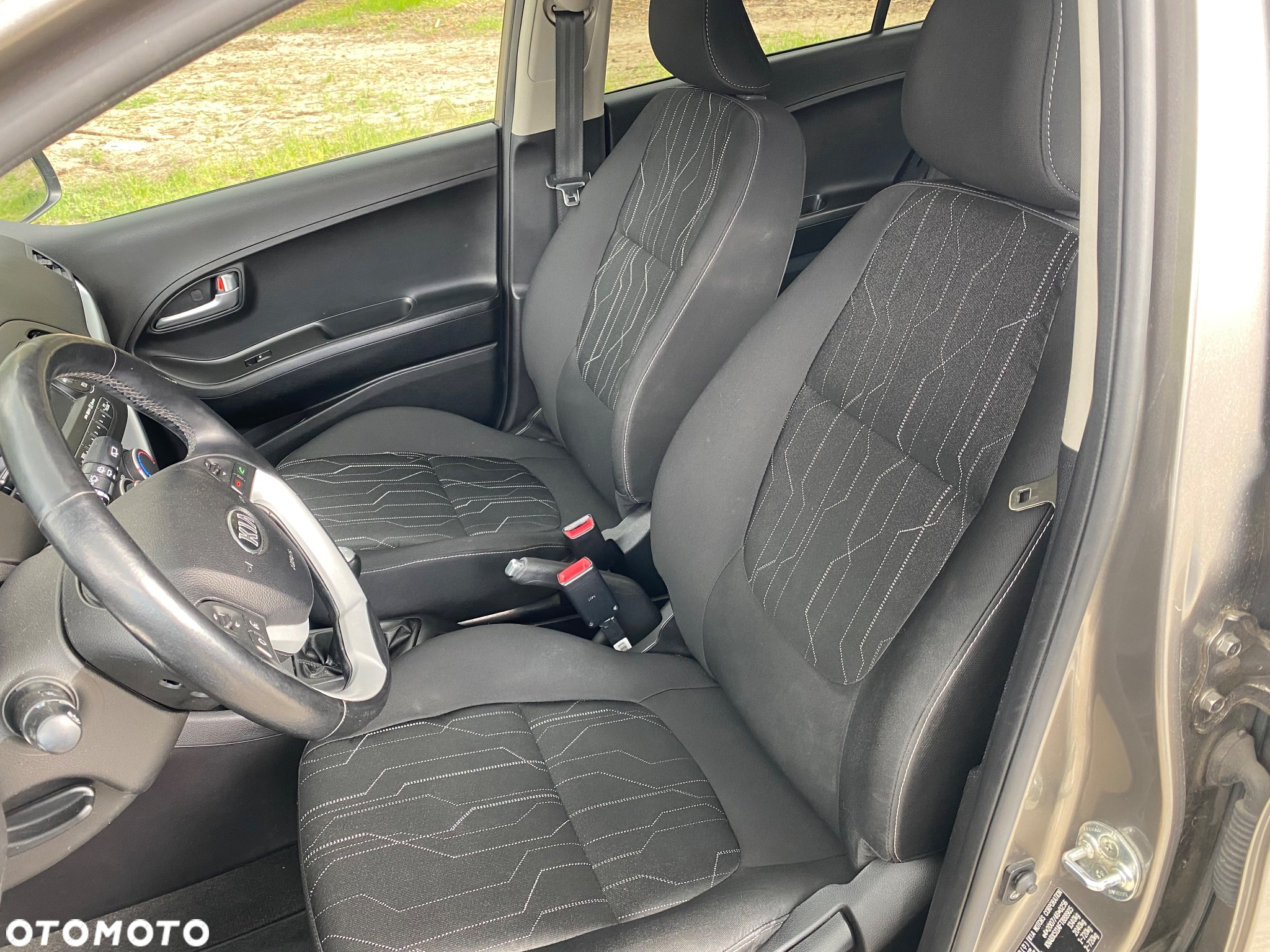 Kia Picanto 1.0 Dream Team Edition - 11