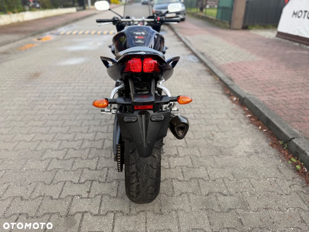 Yamaha FZS - 13