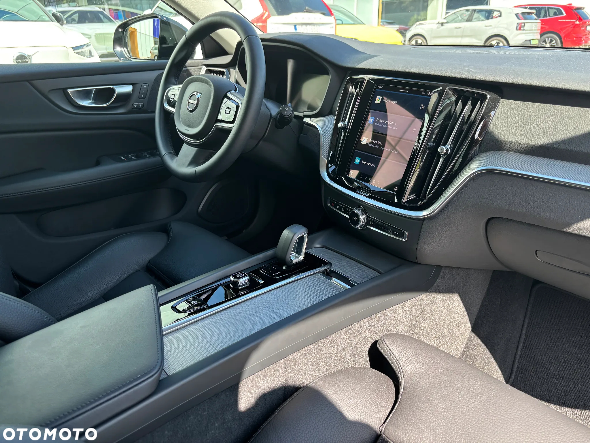 Volvo V60 B4 B Plus Dark - 12