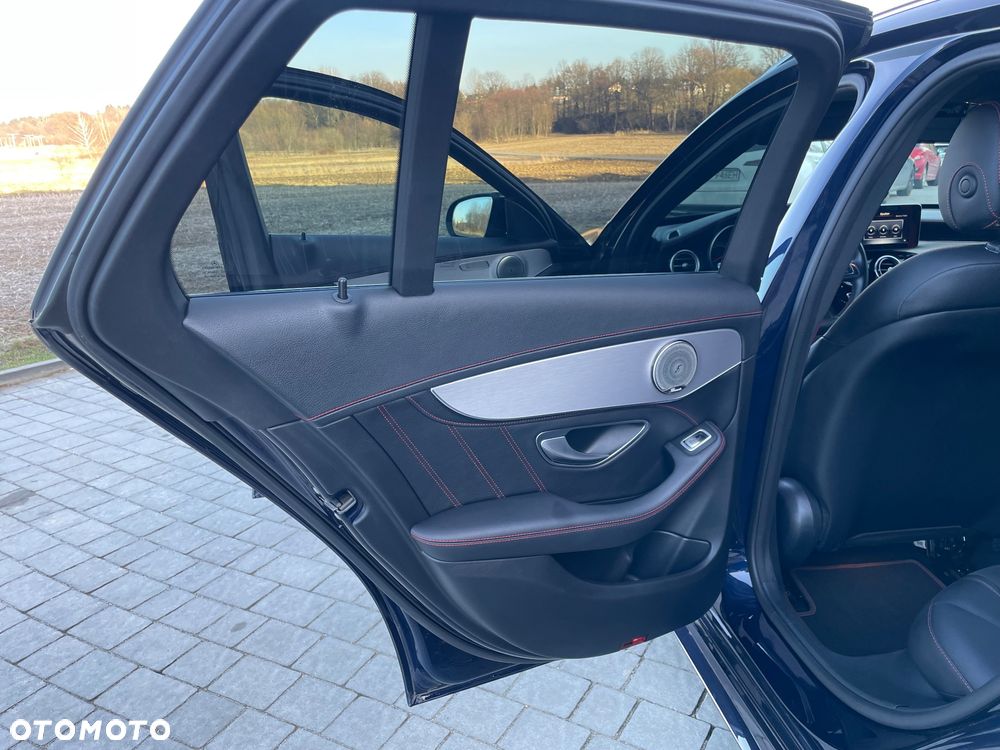Mercedes-Benz Klasa C AMG 43 4Matic 9G-TRONIC - 14