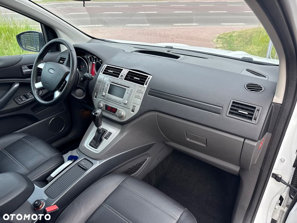 Ford Kuga 2.5 4x4 Titanium - 14