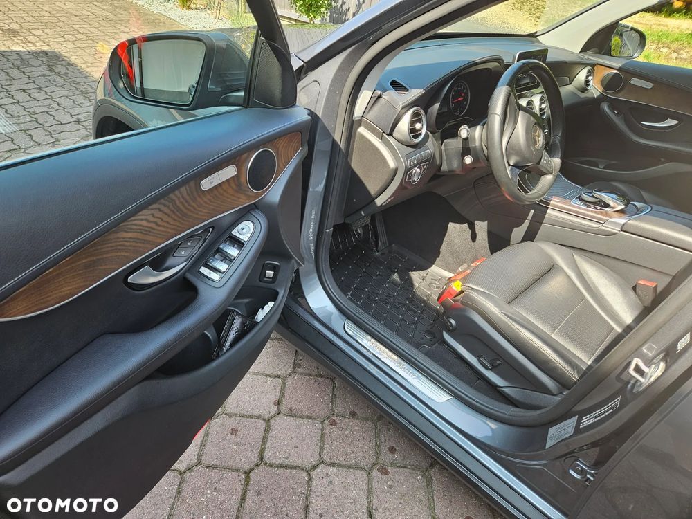 Mercedes-Benz GLC - 2
