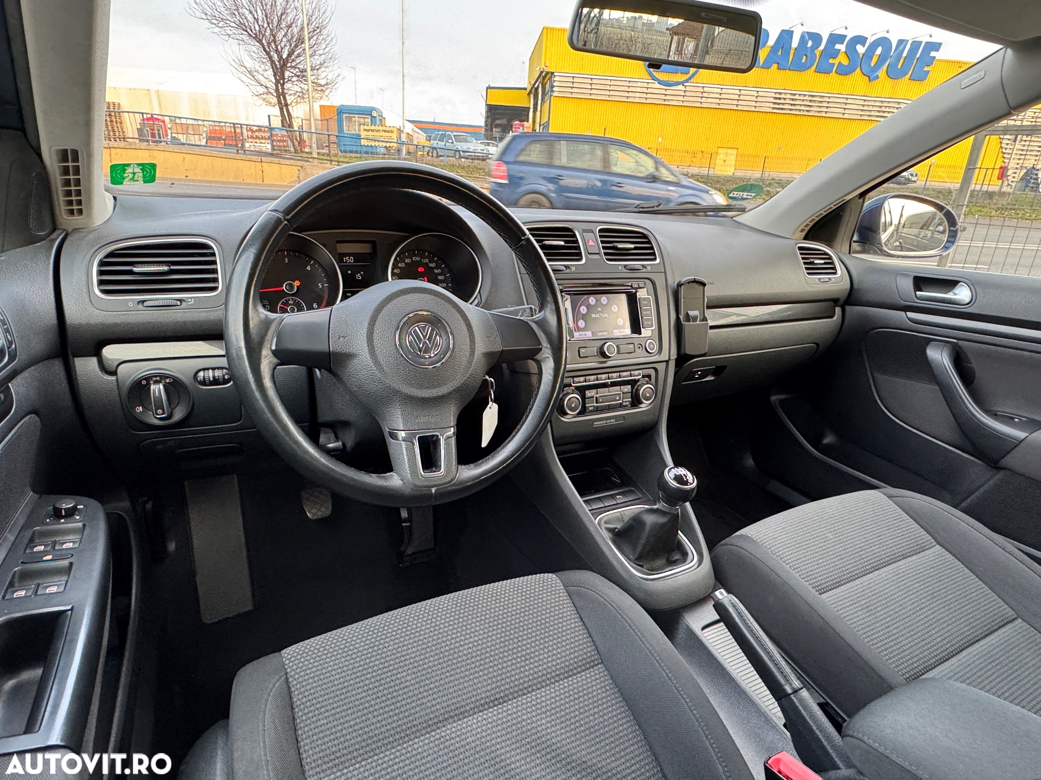 Volkswagen Golf 2.0 TDI Comfortline - 11