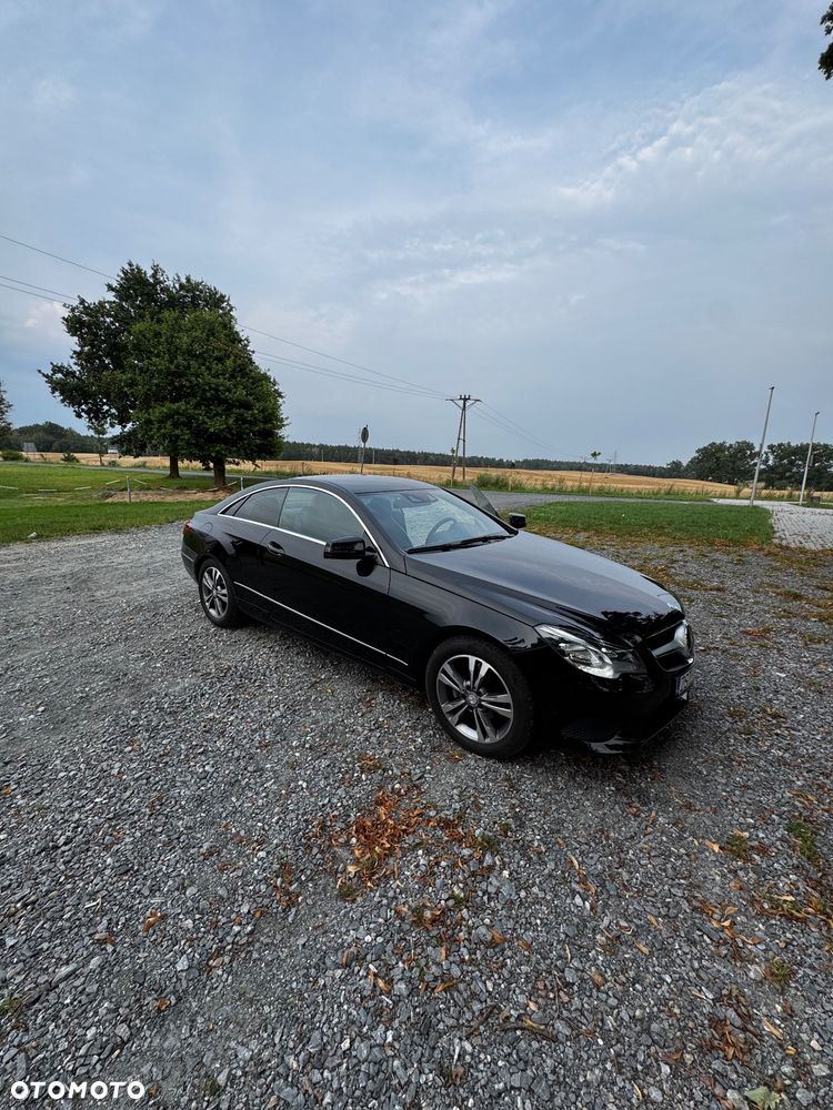 Mercedes-Benz Klasa E 200 7G-TRONIC - 2