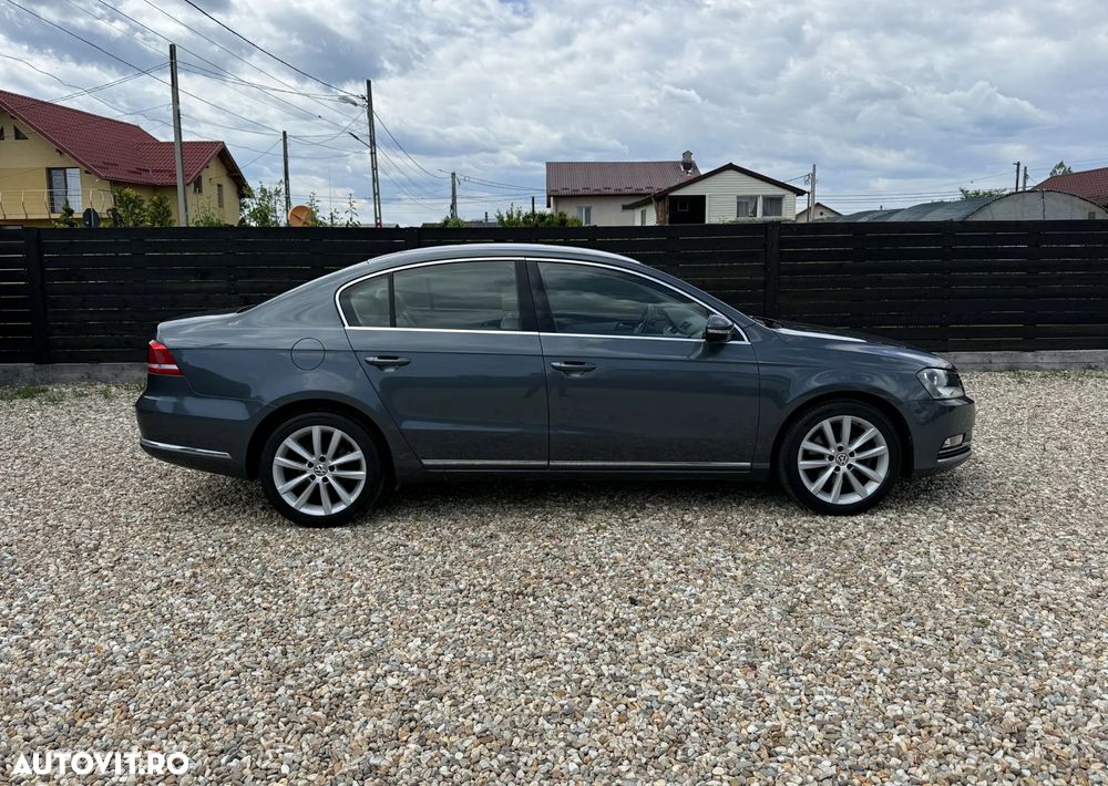 Volkswagen Passat 2.0 TDI Highline - 5