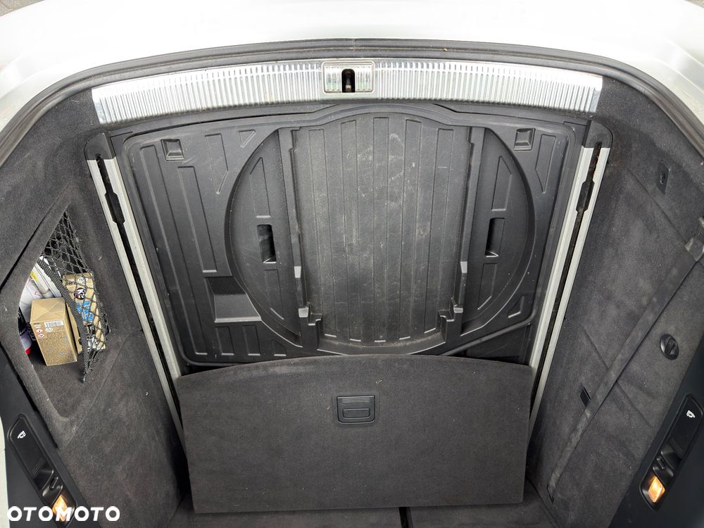 Audi A6 Avant 3.0 TDI DPF quattro S tronic - 33