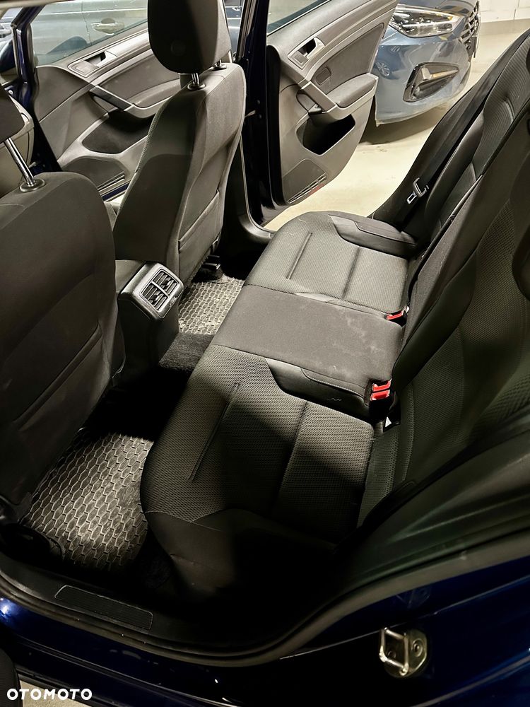 Volkswagen Golf 1.6 TDI BMT Comfortline - 10