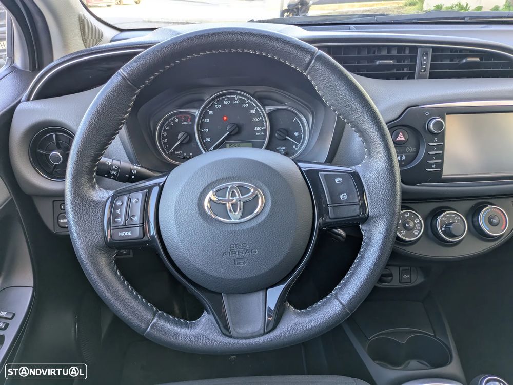 Toyota Yaris 1.0 VVT-i Exclusive - 9