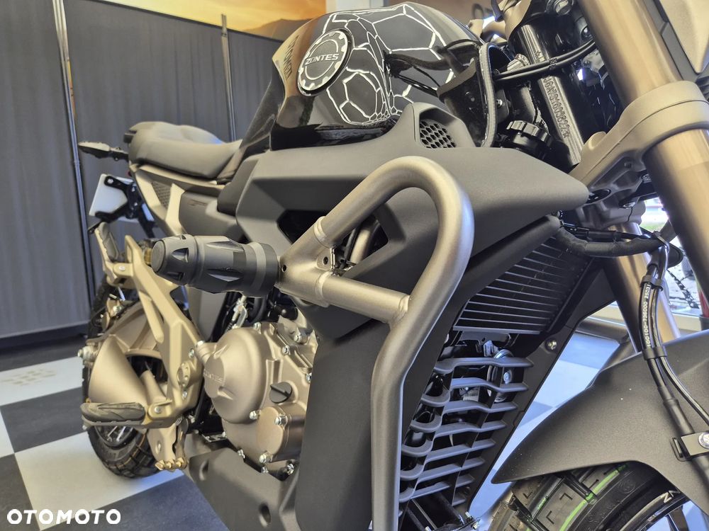 Zontes 125 G1 Spoke - 13