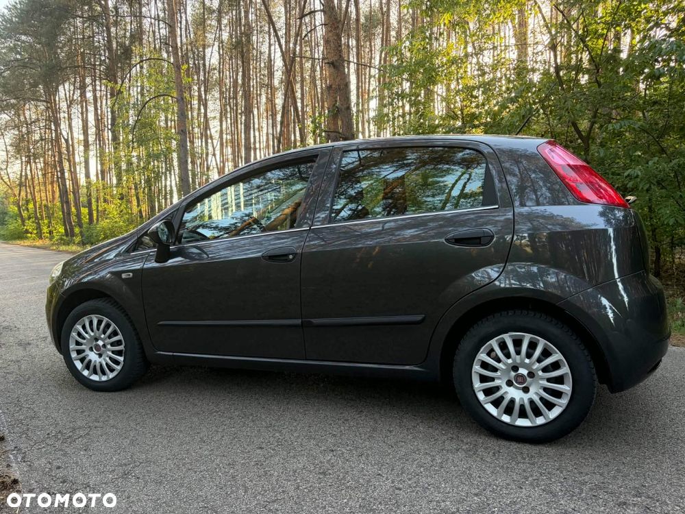 Fiat Grande Punto - 2