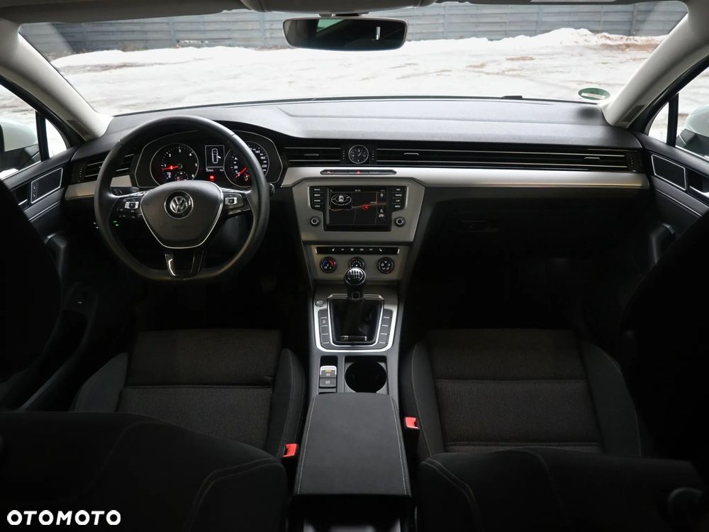 Volkswagen Passat 1.6 TDI (BlueMotion Technology) Comfortline - 5