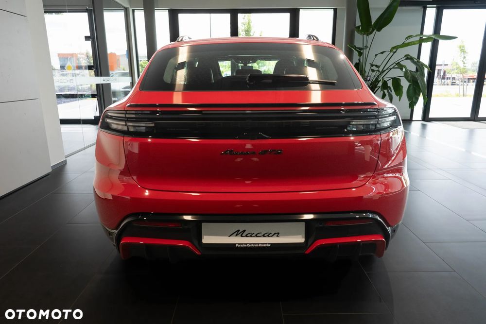 Porsche Macan - 9