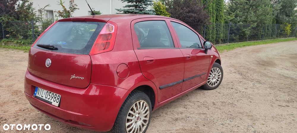 Fiat Grande Punto - 4