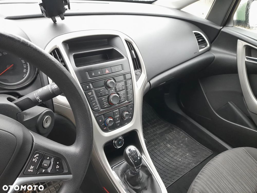 Opel Astra 1.6 Cosmo - 23