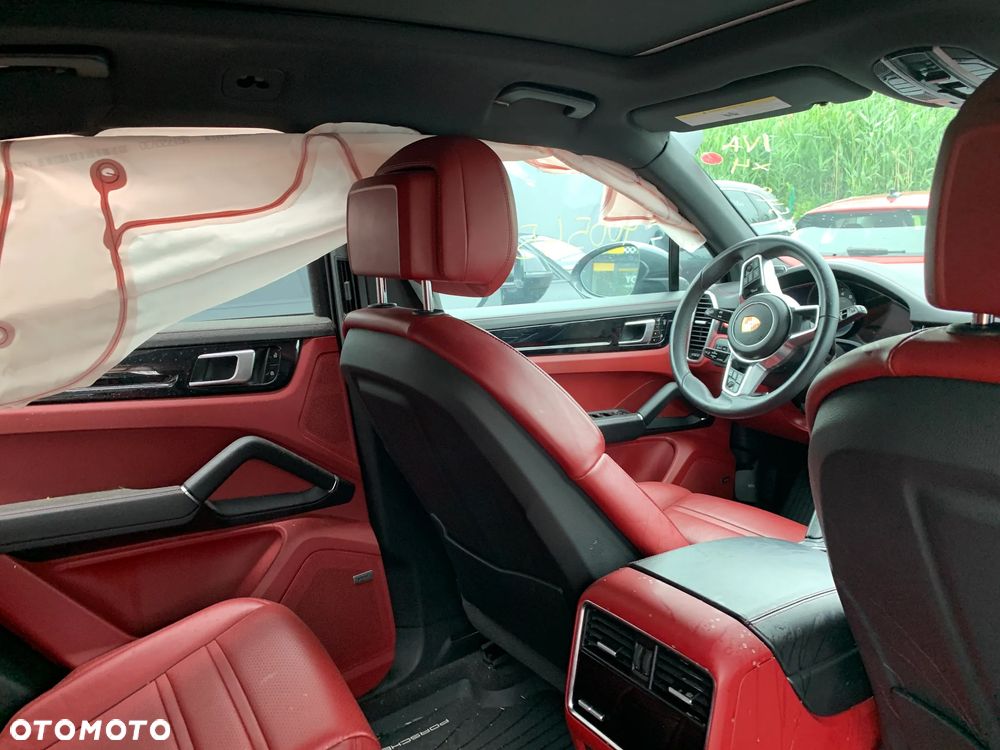 Porsche Cayenne Tiptronic S - 14