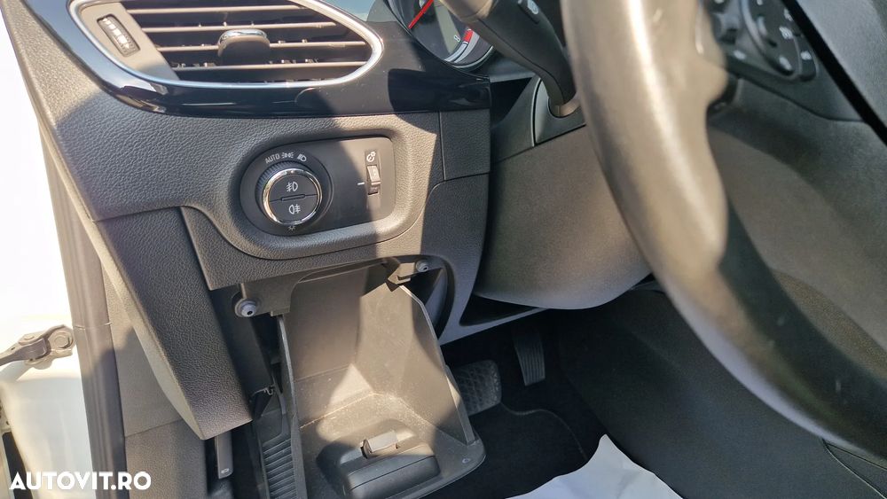 Opel Astra 1.4 Turbo ECOTEC Dynamic Aut. - 19