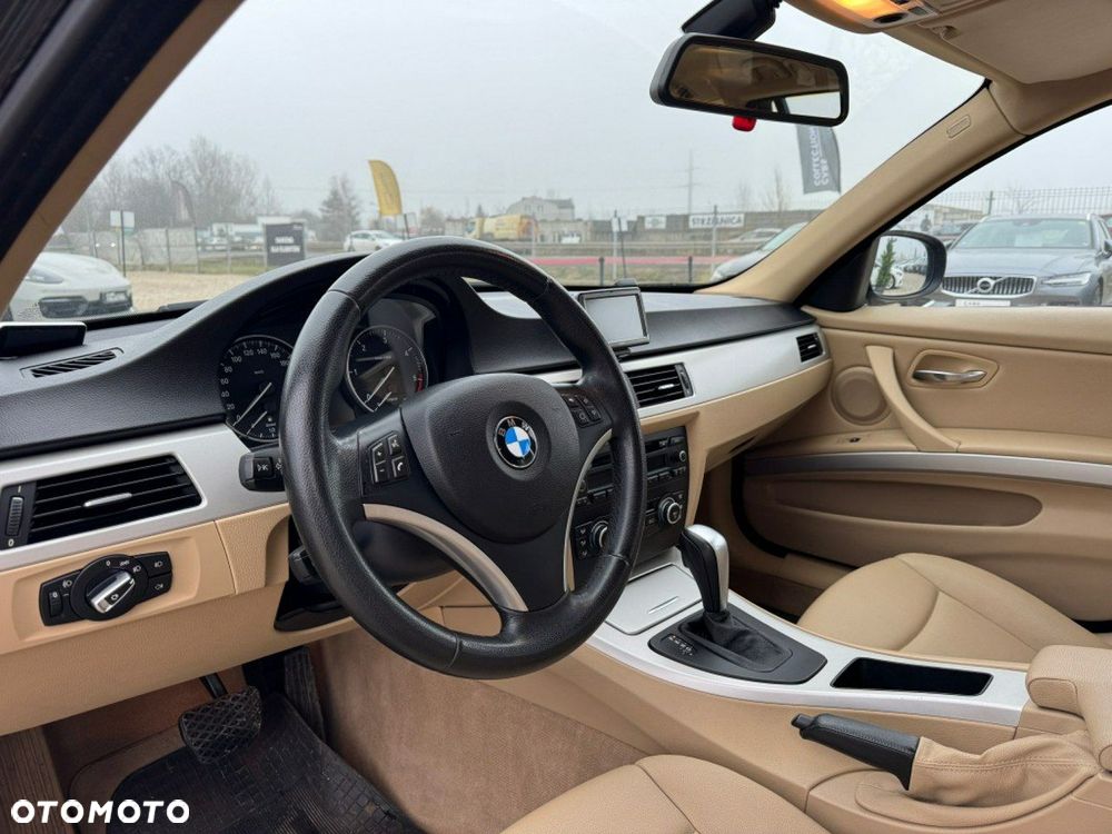 BMW Seria 3 318d - 10