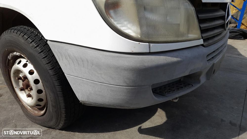 Pára-choques frente MERCEDES-BENZ Sprinter 2-t Combi (901, 902) - 2