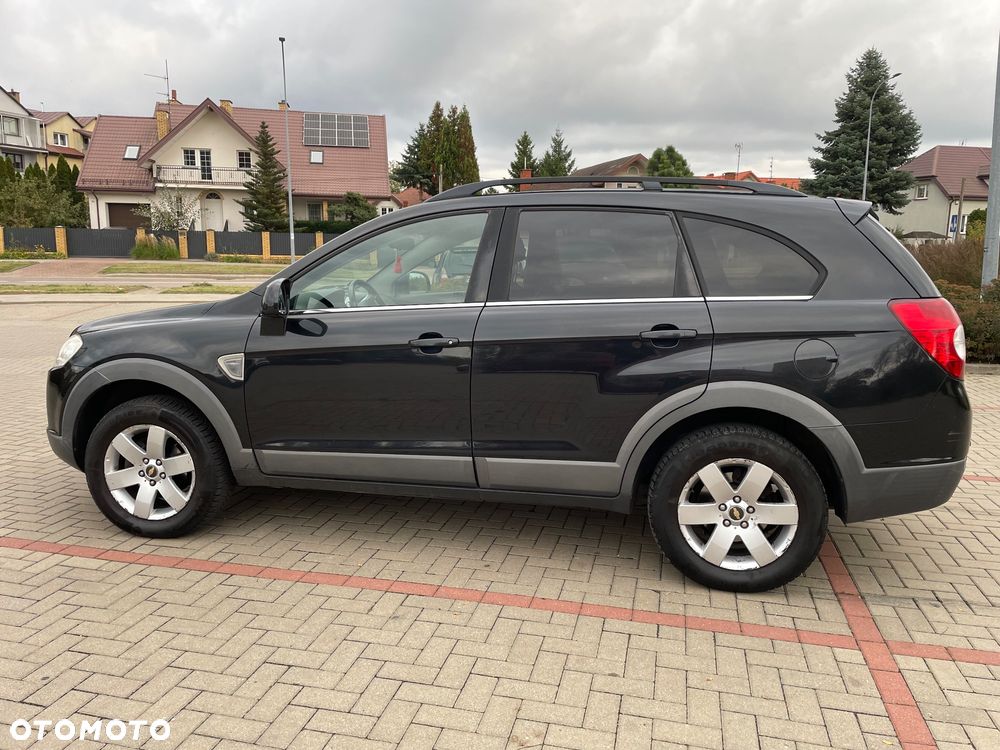 Chevrolet Captiva 2010 photo 2