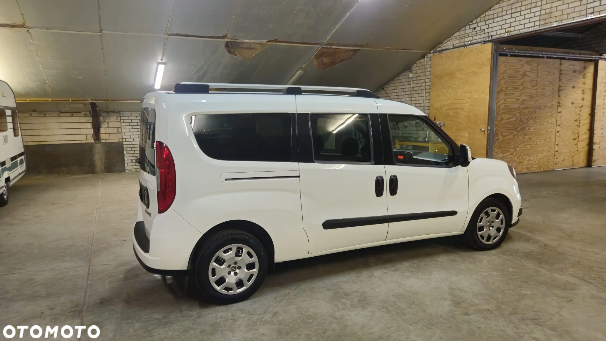 Fiat DOBLO MAXI - 16