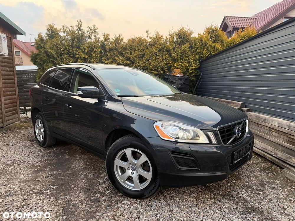 Volvo XC 60 DRIVe Momentum - 4