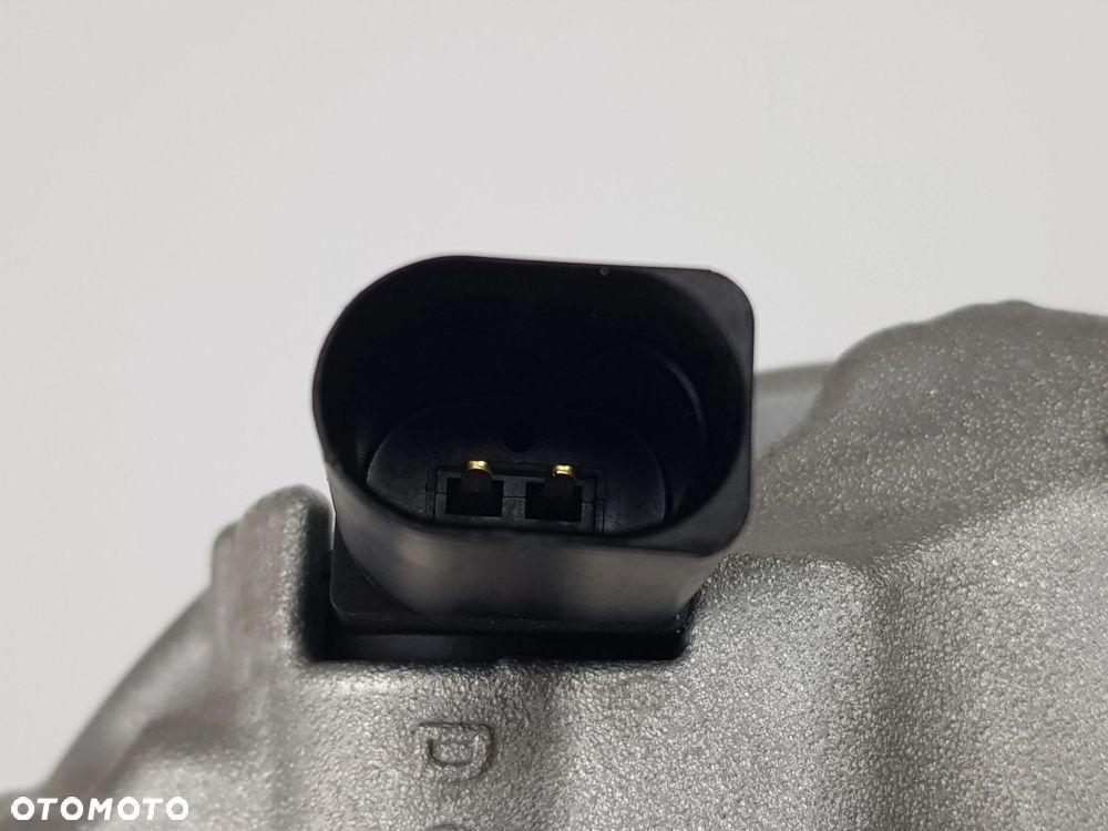 NOWY ORYGINALNY Kompresor Sprężarka klimatyzacji Volkswagen T6 T7 - 10