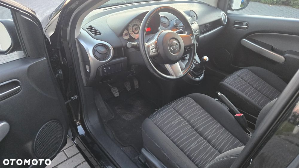 Mazda 2 1.3 Dynamic - 9