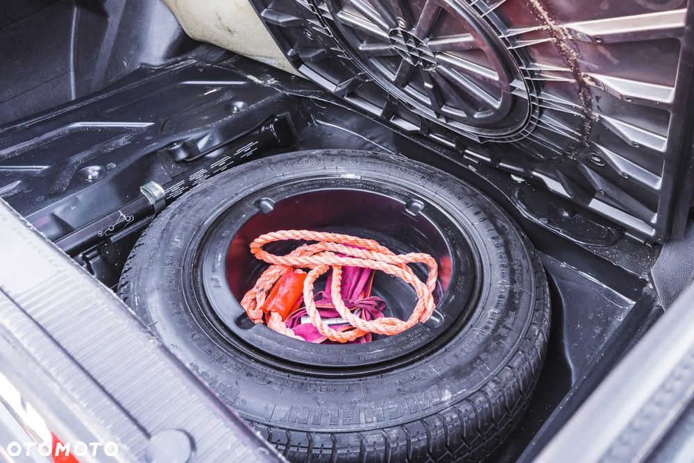 Mercedes-Benz W201 (190) - 24