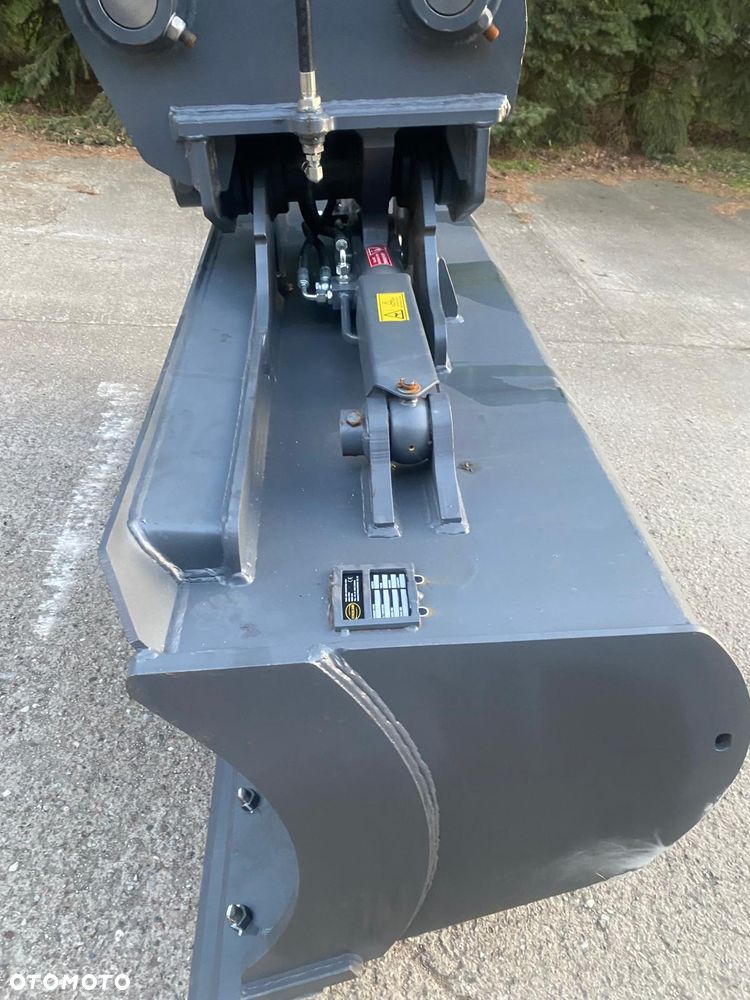 Caterpillar 325 F LCR - 33