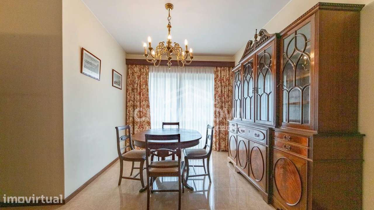 Apartamento T3 em frente ao Metro - Grande imagem: 2/23