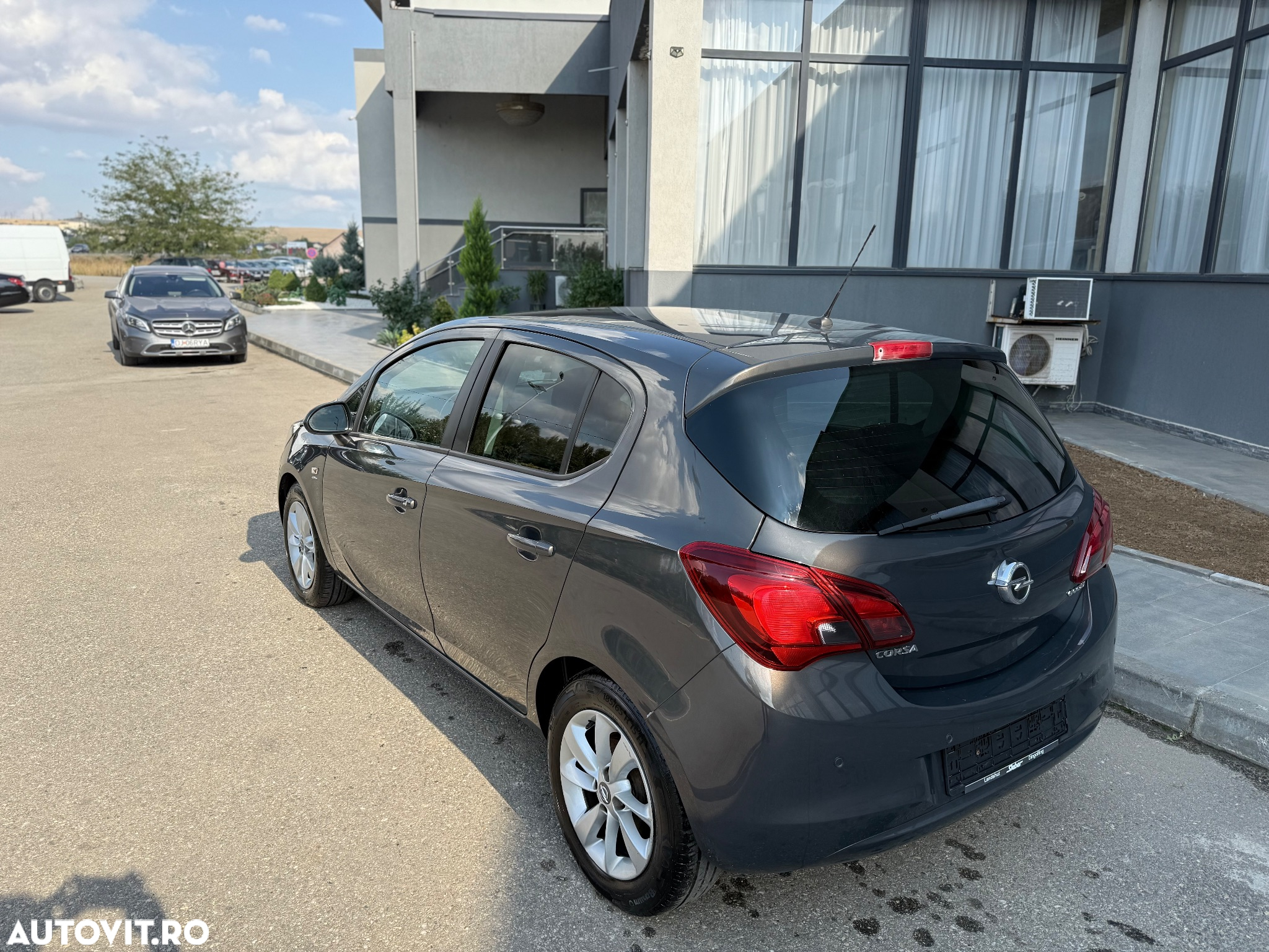 Opel Corsa 1.4 Automatik drive - 13