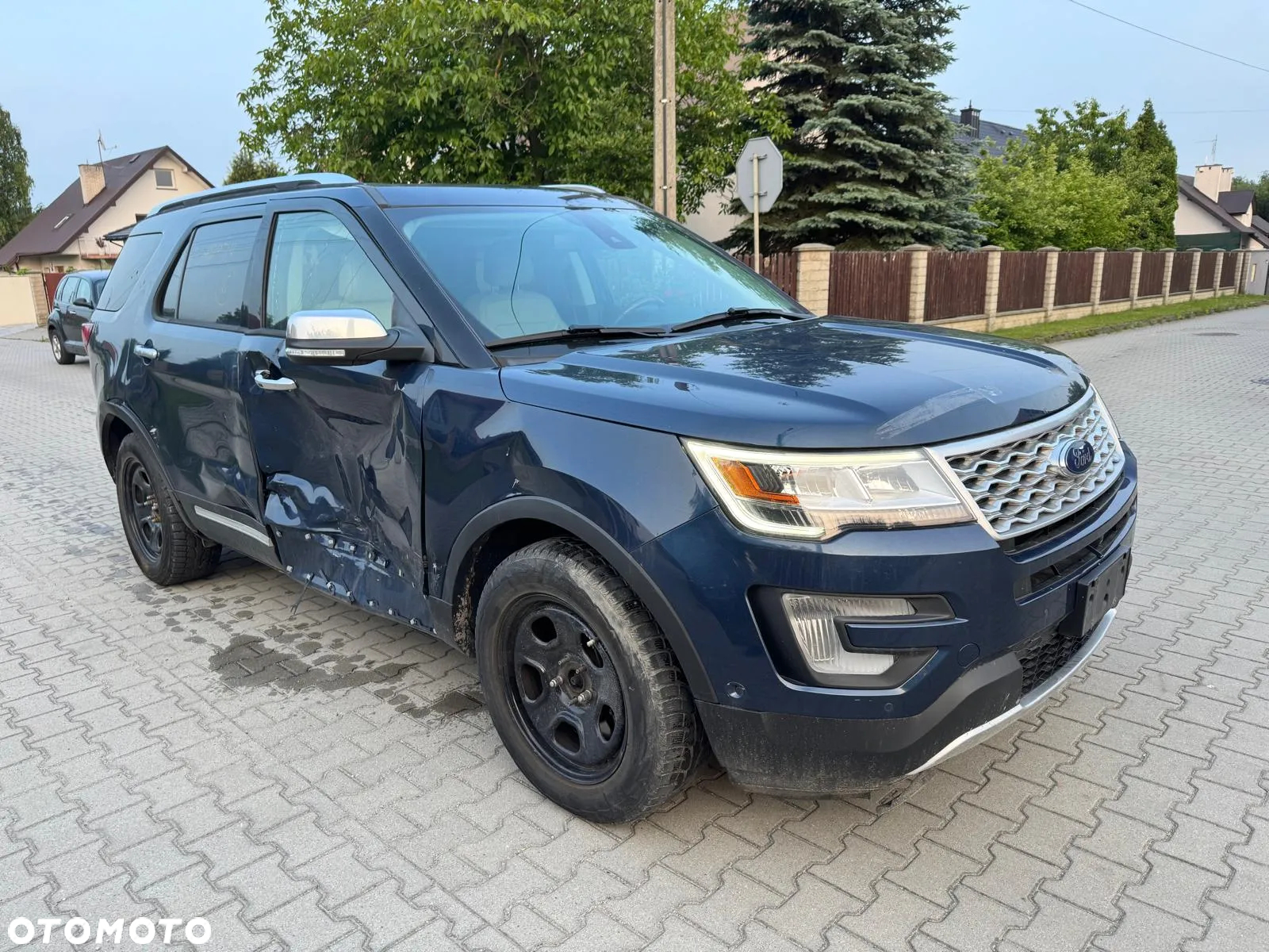 Ford Explorer EcoBoost Plug-in Hybrid ST-LINE - 2
