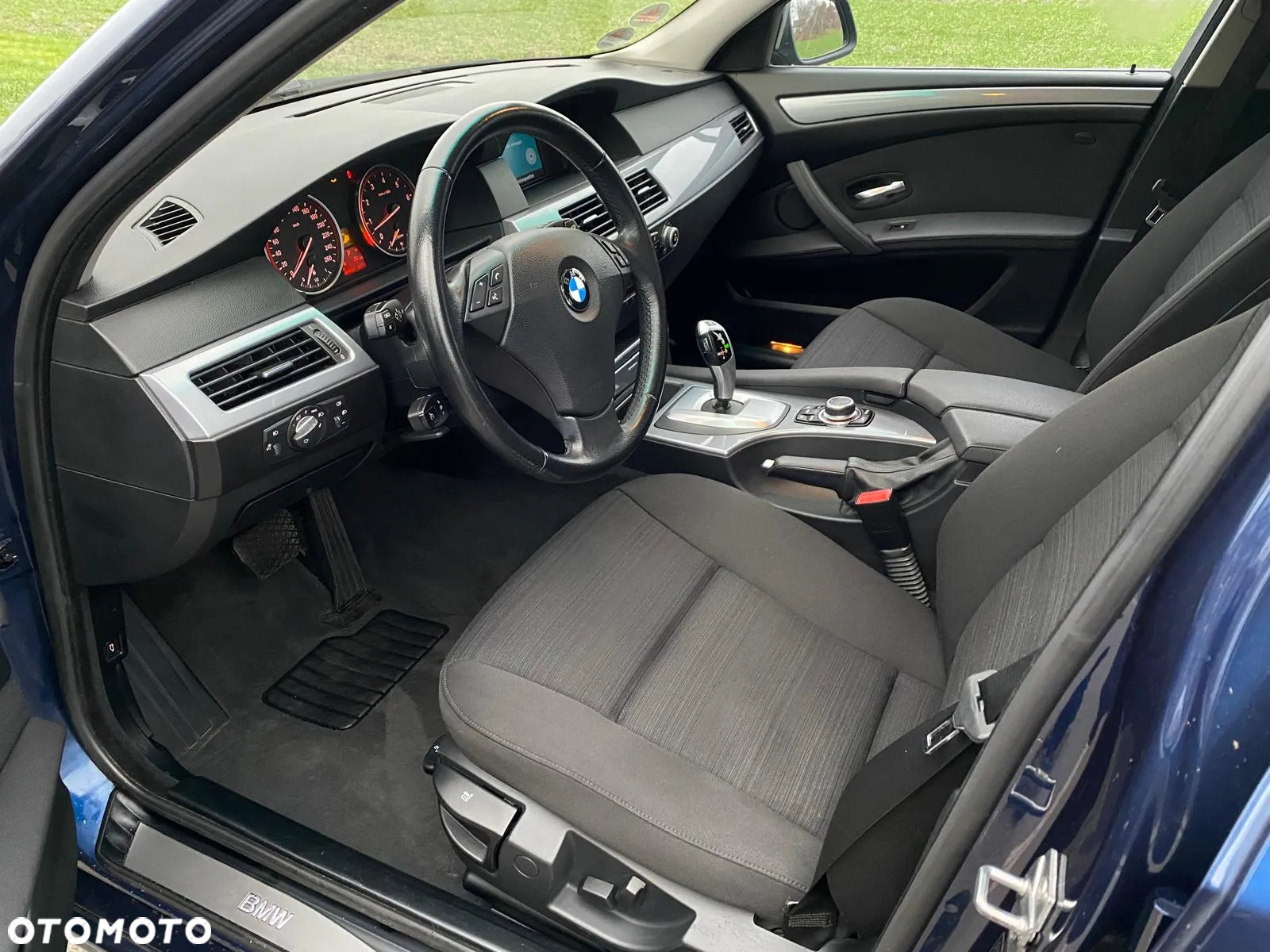 BMW Seria 5 525i Touring Edition Lifestyle - 8