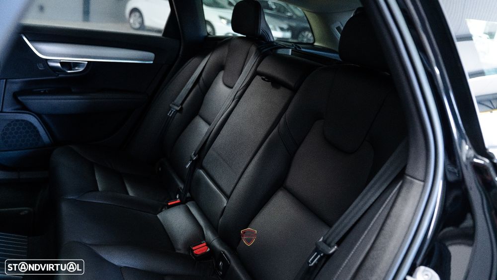 Volvo V90 2.0 T6 PHEV Inscription AWD - 44