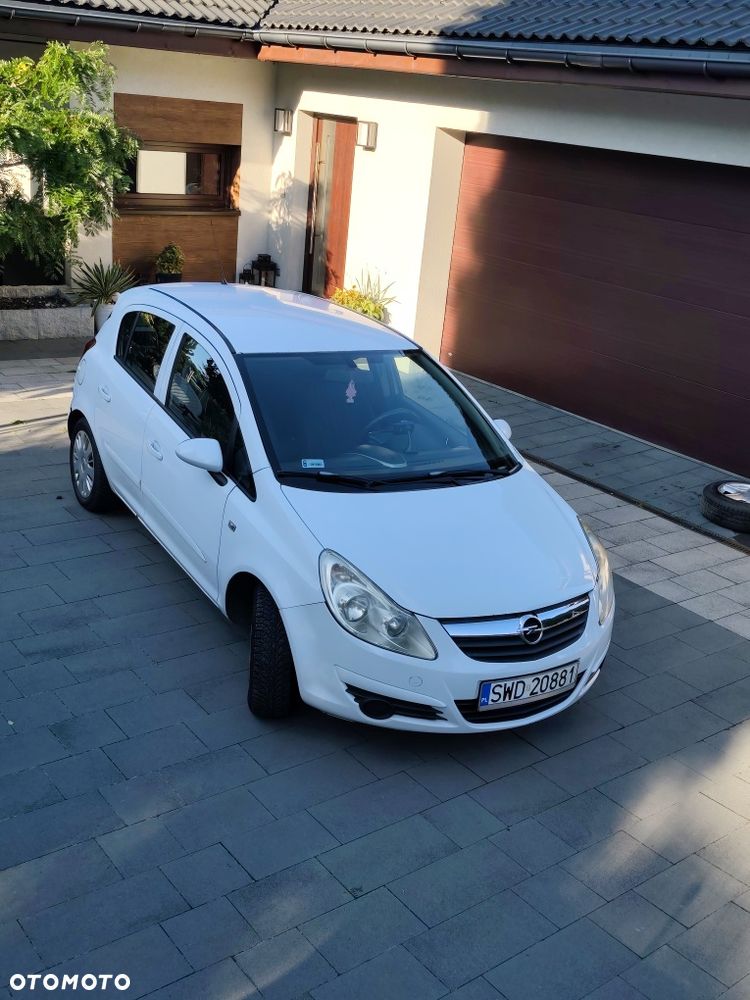 Opel Corsa - 1