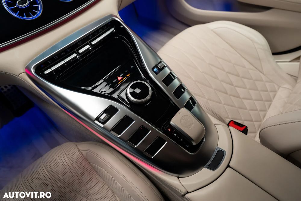 Mercedes-Benz AMG GT 4-door Coupe 63 4Matic+ Speedshift MCT 9G - 19